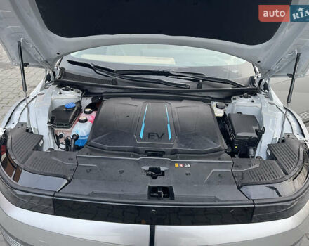 Сірий Хендай Ioniq 5, об'ємом двигуна 0 л та пробігом 7 тис. км за 32500 $, фото 32 на Automoto.ua