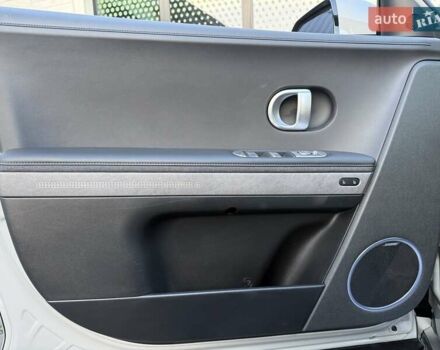 Серый Хендай Ioniq 5, объемом двигателя 0 л и пробегом 10 тыс. км за 30700 $, фото 18 на Automoto.ua