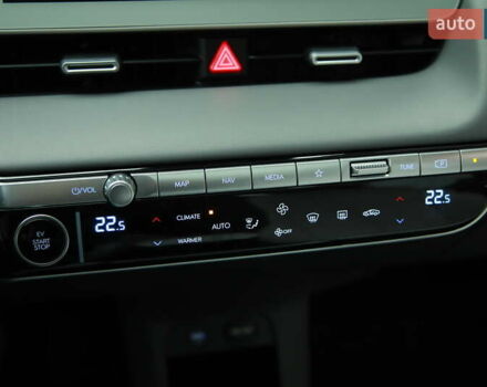 Сірий Хендай Ioniq 5, об'ємом двигуна 0 л та пробігом 14 тис. км за 33800 $, фото 19 на Automoto.ua