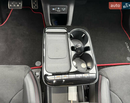 Серый Хендай Ioniq 5, объемом двигателя 0 л и пробегом 3 тыс. км за 39500 $, фото 27 на Automoto.ua