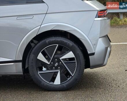 Сірий Хендай Ioniq 5, об'ємом двигуна 0 л та пробігом 1 тис. км за 47499 $, фото 27 на Automoto.ua