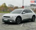 Серый Хендай Ioniq 5, объемом двигателя 0 л и пробегом 69 тыс. км за 27500 $, фото 1 на Automoto.ua