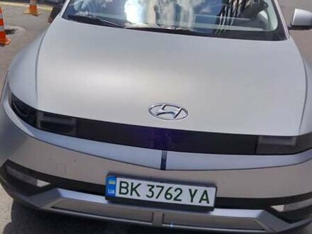 Серый Хендай Ioniq 5, объемом двигателя 0 л и пробегом 68 тыс. км за 24300 $, фото 1 на Automoto.ua