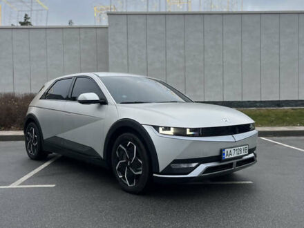 Хендай Ioniq 5 2021 в Киеве на Automoto.ua Серый Хендай Ioniq 5, объемом двигателя 0 л и пробегом 66 тыс. км за 27200 $, фото 1 на Automoto.ua