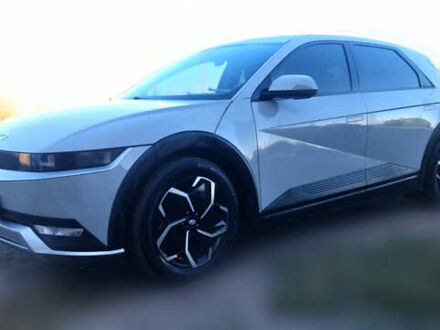 Хендай Ioniq 5 2021 в Николаеве на Automoto.ua Серый Хендай Ioniq 5, объемом двигателя 0 л и пробегом 56 тыс. км за 27500 $, фото 1 на Automoto.ua