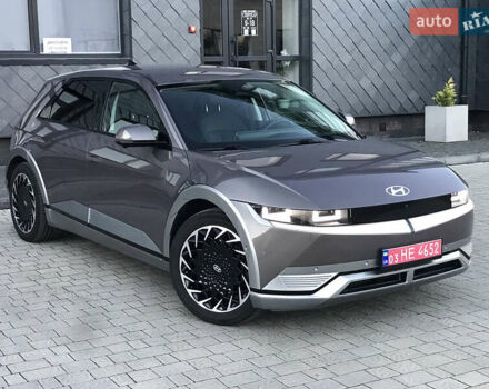 Серый Хендай Ioniq 5, объемом двигателя 0 л и пробегом 108 тыс. км за 27200 $, фото 1 на Automoto.ua