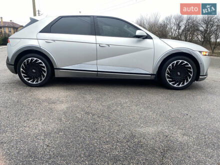 Серый Хендай Ioniq 5, объемом двигателя 0 л и пробегом 86 тыс. км за 26000 $, фото 1 на Automoto.ua