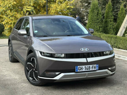 Серый Хендай Ioniq 5, объемом двигателя 0 л и пробегом 185 тыс. км за 23900 $, фото 1 на Automoto.ua