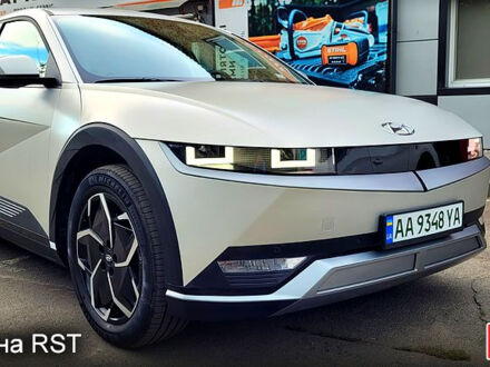 Хендай Ioniq 5 2022 в Киеве на Automoto.ua Серый Хендай Ioniq 5, объемом двигателя 0 л и пробегом 18 тыс. км за 26700 $, фото 1 на Automoto.ua