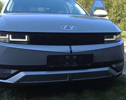 Серый Хендай Ioniq 5, объемом двигателя 0 л и пробегом 39 тыс. км за 23800 $, фото 1 на Automoto.ua