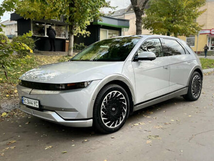 Серый Хендай Ioniq 5, объемом двигателя 0 л и пробегом 29 тыс. км за 27500 $, фото 1 на Automoto.ua