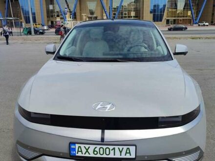 Серый Хендай Ioniq 5, объемом двигателя 0 л и пробегом 14 тыс. км за 36300 $, фото 1 на Automoto.ua