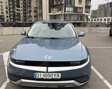 Синий Хендай Ioniq 5, объемом двигателя 0 л и пробегом 84 тыс. км за 23400 $, фото 4 на Automoto.ua