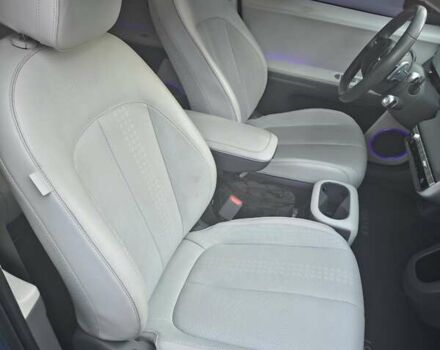 Синий Хендай Ioniq 5, объемом двигателя 0 л и пробегом 93 тыс. км за 29750 $, фото 9 на Automoto.ua