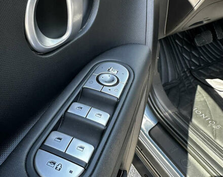 Хендай Ioniq 5 2022 в Тернополе на Automoto.ua Синий Хендай Ioniq 5, объемом двигателя 0 л и пробегом 77 тыс. км за 24800 $, фото 29 на Automoto.ua