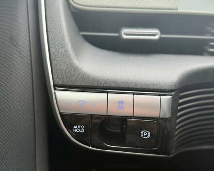 Синий Хендай Ioniq 5, объемом двигателя 0 л и пробегом 28 тыс. км за 22750 $, фото 8 на Automoto.ua