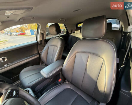 Хендай Ioniq 5 2022 в Тернополе на Automoto.ua Синий Хендай Ioniq 5, объемом двигателя 0 л и пробегом 116 тыс. км за 27500 $, фото 6 на Automoto.ua