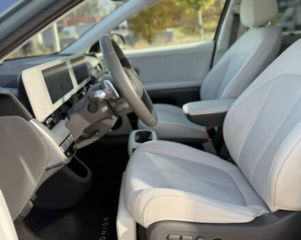 Синий Хендай Ioniq 5, объемом двигателя 0 л и пробегом 25 тыс. км за 26900 $, фото 7 на Automoto.ua