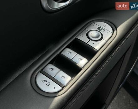 Синій Хендай Ioniq 5, об'ємом двигуна 0 л та пробігом 40 тис. км за 30990 $, фото 17 на Automoto.ua