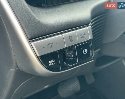 Синій Хендай Ioniq 5, об'ємом двигуна 0 л та пробігом 40 тис. км за 30990 $, фото 21 на Automoto.ua