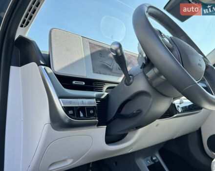 Синій Хендай Ioniq 5, об'ємом двигуна 0 л та пробігом 16 тис. км за 27500 $, фото 25 на Automoto.ua