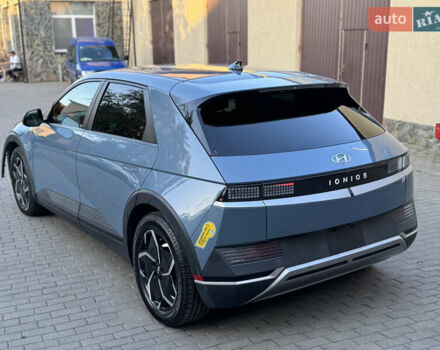 Синий Хендай Ioniq 5, объемом двигателя 0 л и пробегом 139 тыс. км за 14700 $, фото 17 на Automoto.ua