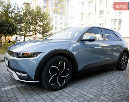 Синий Хендай Ioniq 5, объемом двигателя 0 л и пробегом 13 тыс. км за 26900 $, фото 4 на Automoto.ua