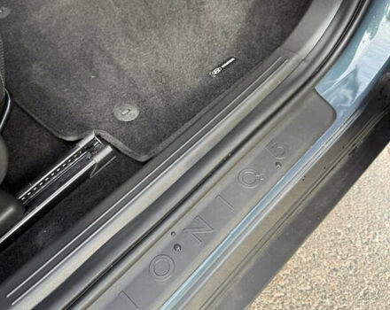 Синий Хендай Ioniq 5, объемом двигателя 0 л и пробегом 23 тыс. км за 27500 $, фото 12 на Automoto.ua