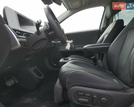 Синий Хендай Ioniq 5, объемом двигателя 0 л и пробегом 49 тыс. км за 11000 $, фото 6 на Automoto.ua