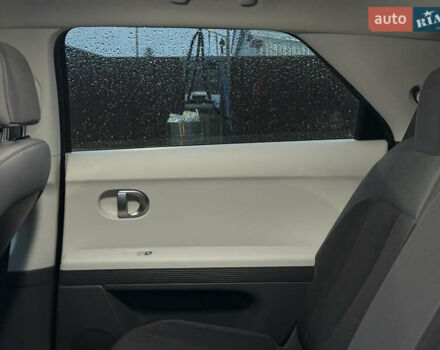 Синій Хендай Ioniq 5, об'ємом двигуна 0 л та пробігом 13 тис. км за 28500 $, фото 49 на Automoto.ua