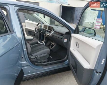 Синий Хендай Ioniq 5, объемом двигателя 0 л и пробегом 9 тыс. км за 25700 $, фото 42 на Automoto.ua