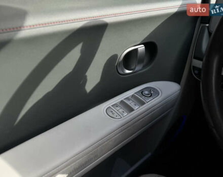 Зелений Хендай Ioniq 5, об'ємом двигуна 0 л та пробігом 81 тис. км за 23700 $, фото 16 на Automoto.ua