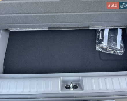 Зеленый Хендай Ioniq 5, объемом двигателя 0 л и пробегом 20 тыс. км за 27000 $, фото 10 на Automoto.ua