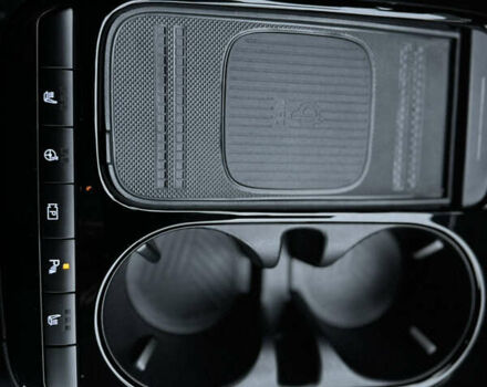 Зеленый Хендай Ioniq 5, объемом двигателя 0 л и пробегом 8 тыс. км за 38500 $, фото 19 на Automoto.ua