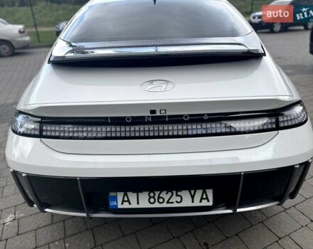Белый Хендай IONIQ 6, объемом двигателя 0 л и пробегом 7 тыс. км за 32600 $, фото 11 на Automoto.ua