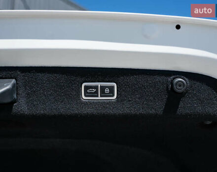 Белый Хендай IONIQ 6, объемом двигателя 0 л и пробегом 4 тыс. км за 25950 $, фото 69 на Automoto.ua