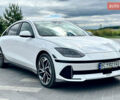 Белый Хендай IONIQ 6, объемом двигателя 0 л и пробегом 50 тыс. км за 25700 $, фото 2 на Automoto.ua