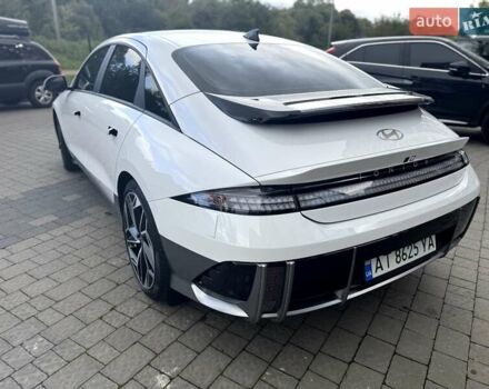 Белый Хендай IONIQ 6, объемом двигателя 0 л и пробегом 7 тыс. км за 32600 $, фото 12 на Automoto.ua