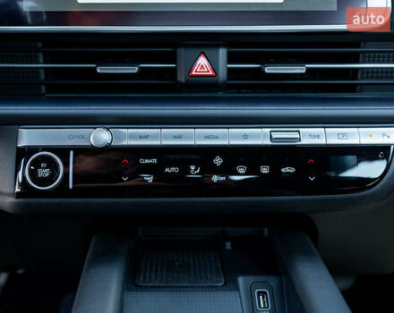 Белый Хендай IONIQ 6, объемом двигателя 0 л и пробегом 4 тыс. км за 25950 $, фото 59 на Automoto.ua