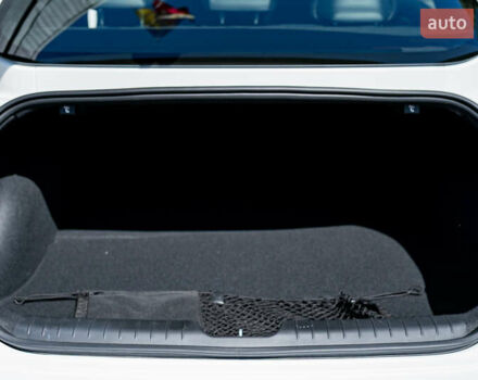 Белый Хендай IONIQ 6, объемом двигателя 0 л и пробегом 4 тыс. км за 25950 $, фото 67 на Automoto.ua