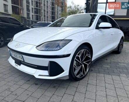Белый Хендай IONIQ 6, объемом двигателя 0 л и пробегом 7 тыс. км за 32600 $, фото 17 на Automoto.ua