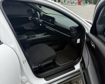 Білий Хендай IONIQ 6, об'ємом двигуна 0 л та пробігом 68 тис. км за 24000 $, фото 11 на Automoto.ua