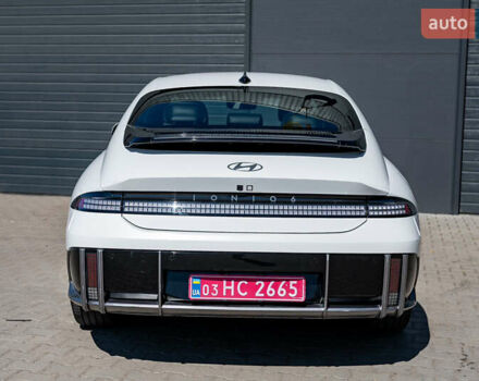 Белый Хендай IONIQ 6, объемом двигателя 0 л и пробегом 4 тыс. км за 25950 $, фото 11 на Automoto.ua