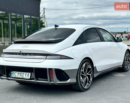 Белый Хендай IONIQ 6, объемом двигателя 0 л и пробегом 50 тыс. км за 25700 $, фото 12 на Automoto.ua