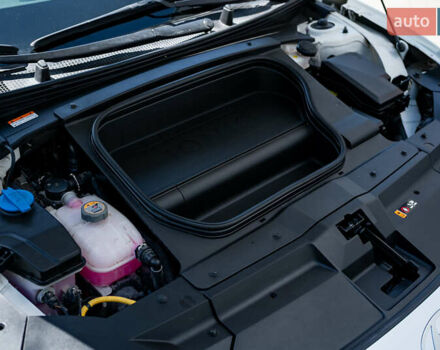 Белый Хендай IONIQ 6, объемом двигателя 0 л и пробегом 4 тыс. км за 25950 $, фото 28 на Automoto.ua