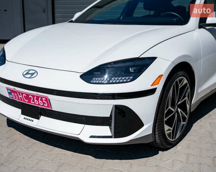 Белый Хендай IONIQ 6, объемом двигателя 0 л и пробегом 4 тыс. км за 25950 $, фото 25 на Automoto.ua