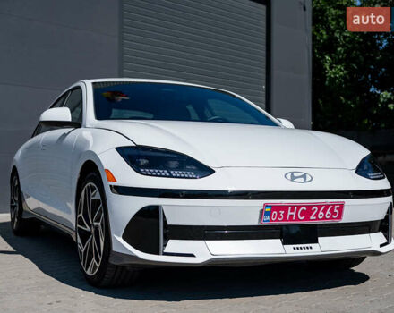 Белый Хендай IONIQ 6, объемом двигателя 0 л и пробегом 4 тыс. км за 25950 $, фото 71 на Automoto.ua