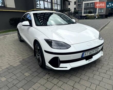 Белый Хендай IONIQ 6, объемом двигателя 0 л и пробегом 7 тыс. км за 32600 $, фото 49 на Automoto.ua