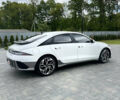Белый Хендай IONIQ 6, объемом двигателя 0 л и пробегом 10 тыс. км за 25500 $, фото 4 на Automoto.ua