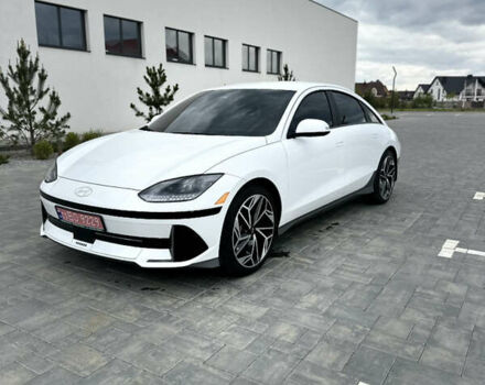 Белый Хендай IONIQ 6, объемом двигателя 0 л и пробегом 10 тыс. км за 25500 $, фото 9 на Automoto.ua